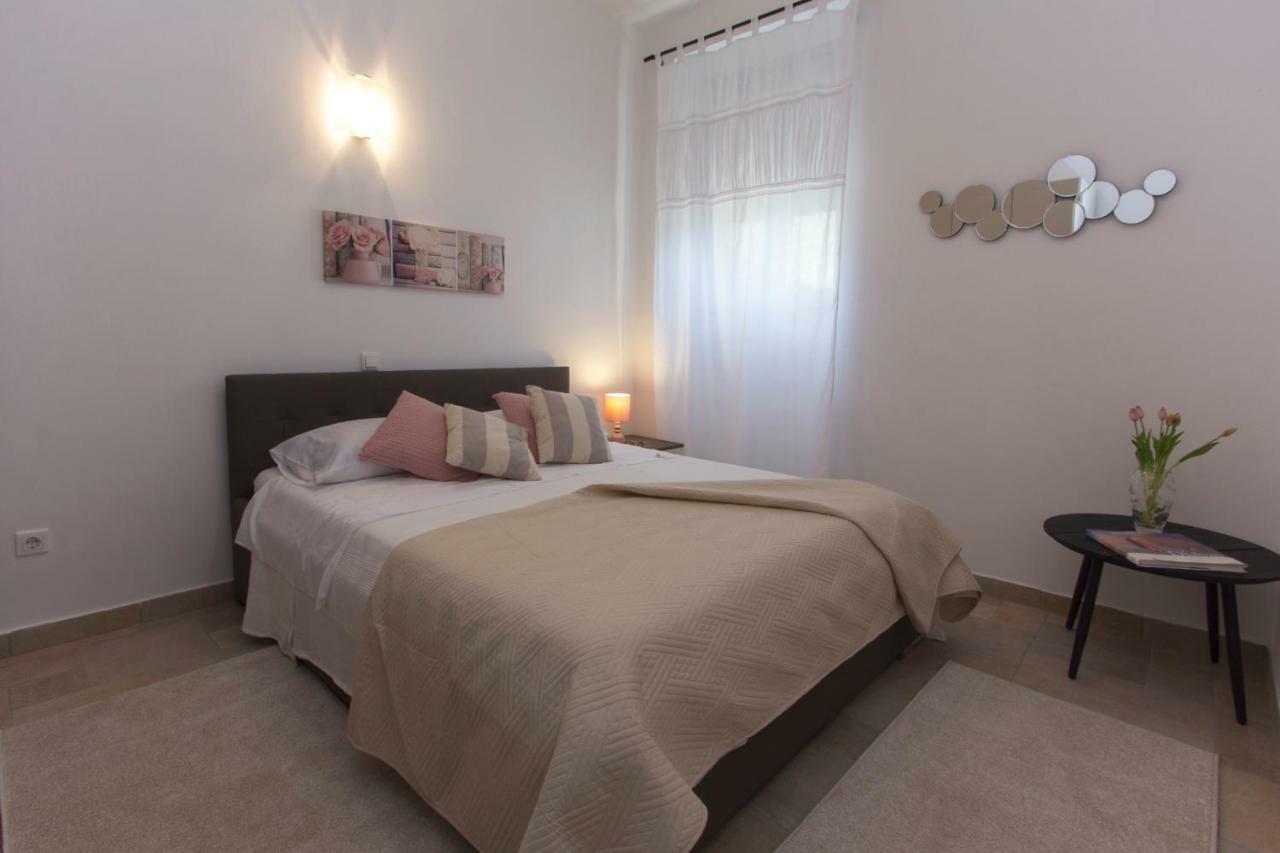 Apartment Ema Задар Екстер'єр фото